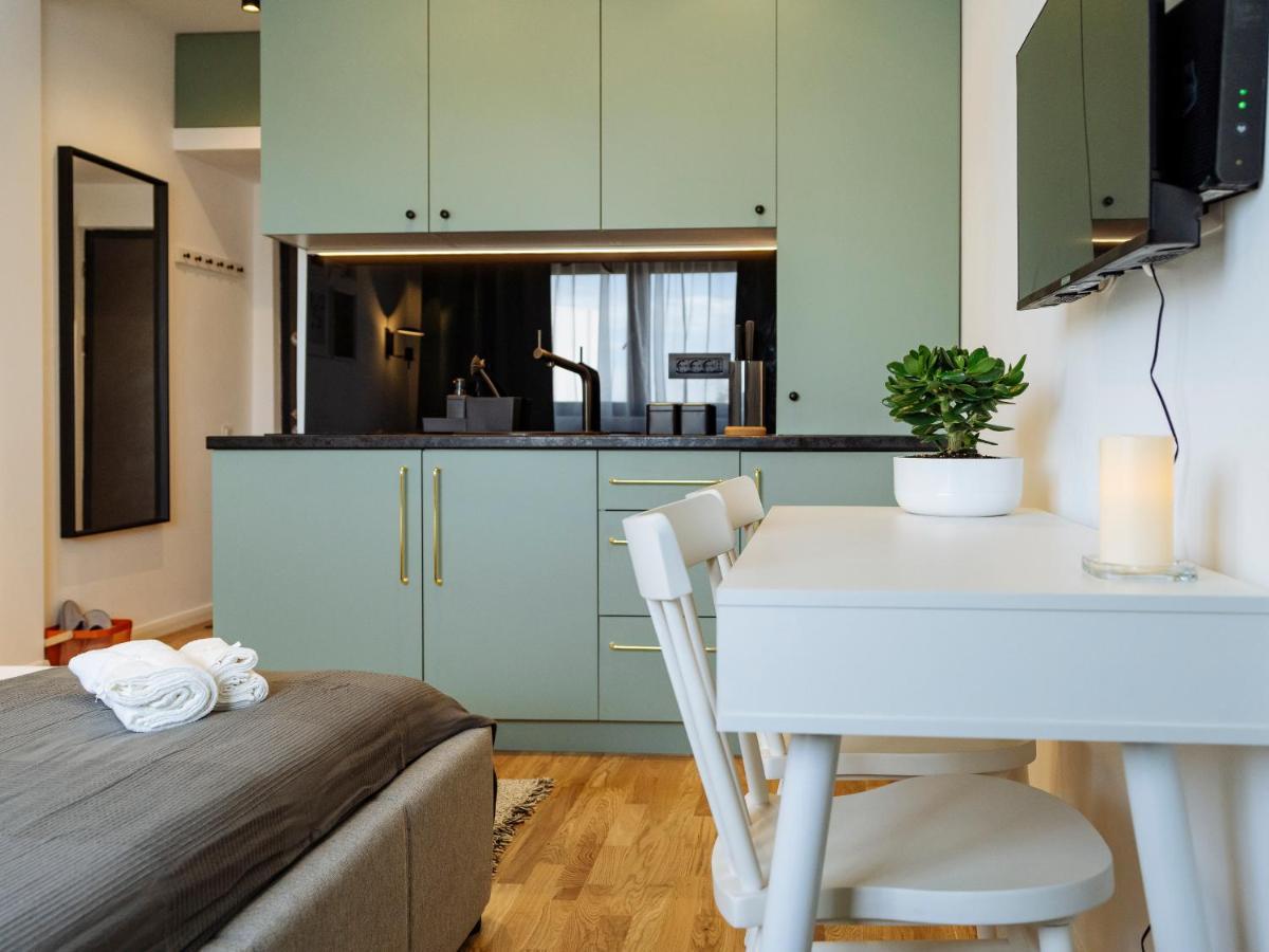 Beautiful Modern Studio - Cismigiu Park - Netflix Boekarest Buitenkant foto